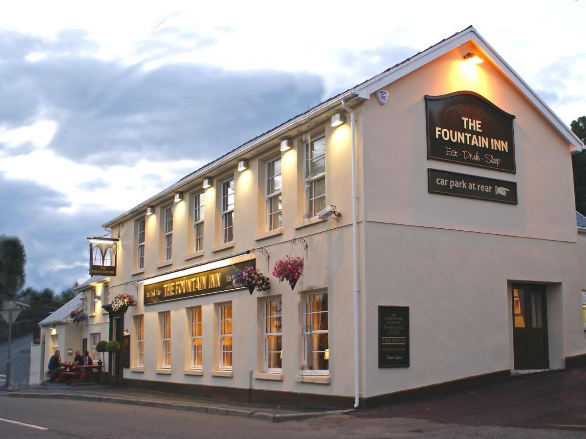 The Fountain Inn Hendy Εξωτερικό φωτογραφία