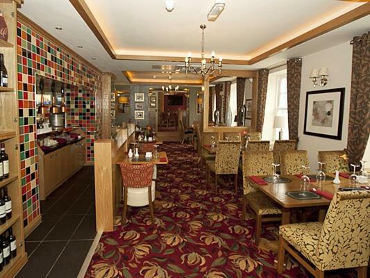 The Fountain Inn Hendy Εξωτερικό φωτογραφία